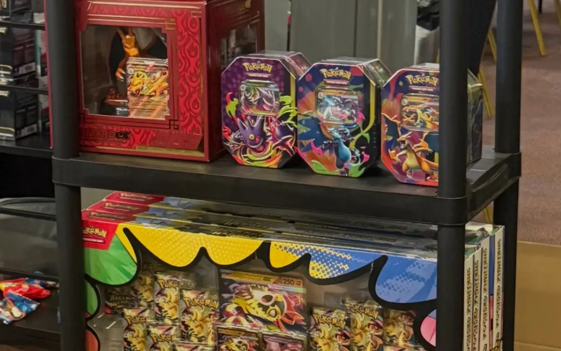 Booster Packs & ETBs